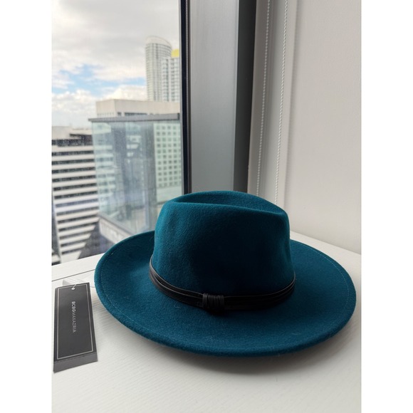 BCBGMaxAzria Accessories - BCBGMAXAZRIA Caribbean Teal 100% Wool Wide Brim Fedora Hat NWT